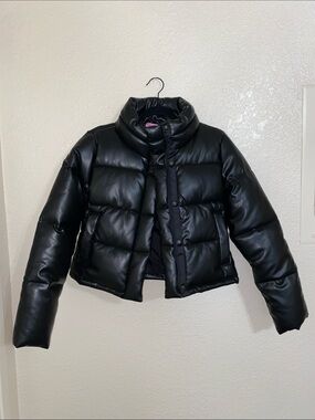Faux leather Cropped Puffer Jacket